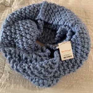 Three Bird Nest scarf